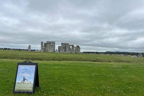 From London: Small Group Travel to Bath Stonehenge Cotswold