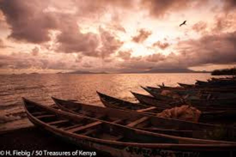 Homa Bay: Lake Victoria Sunset Viewing Experience & Dinner