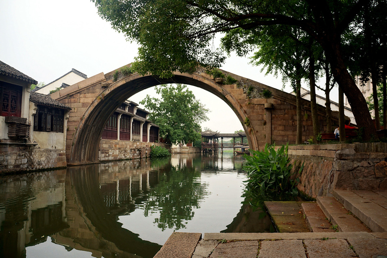 Hangzhou: Wuzhen and Xitang Private Day Trip with Pickup Option 3 Hangzhou: Wuzhen East Zha + Nanxun Night View