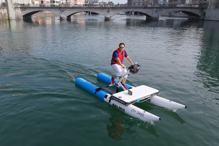 Waterbike op het meer van ZürichWaterfietstocht op het meer van Zürich - Tandem voor de hele dag