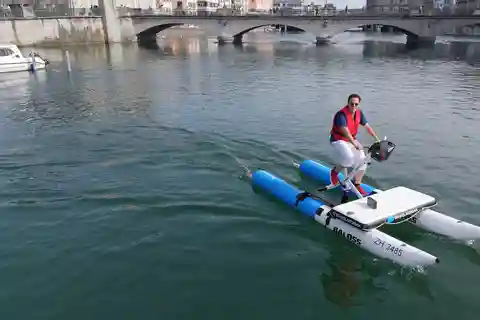 Waterbike on Lake Zurich