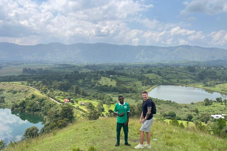Uganda: 2-Day Chimpanzee Trekking, Hot Springs & Craters