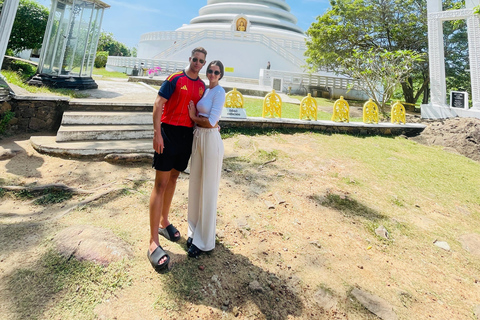 Trincomalee To Colombo Scenic Private Transfer via Kandy