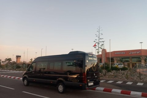 Cómodo traslado del aeropuerto de Agadir a los hoteles de AgadirAeropuerto de Agadir : Traslado a los hoteles de Agadir y Taghazout