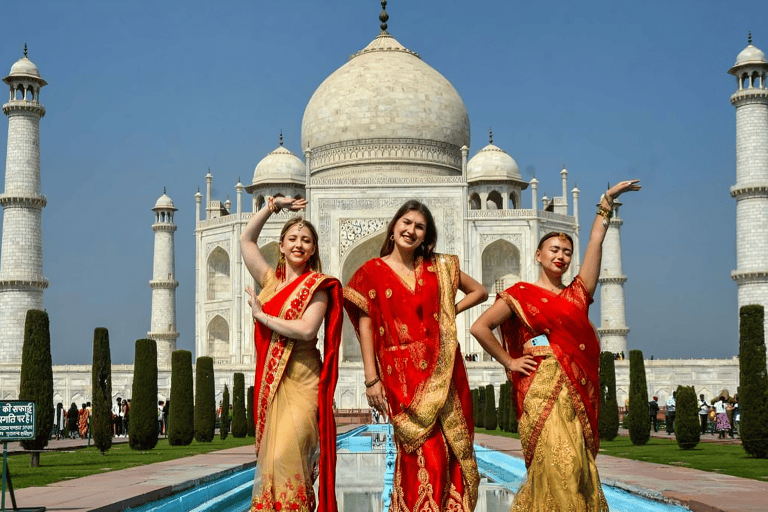 From Delhi: Taj Mahal & Agra Day Trip by Gatimaan Express 2nd Class Train with Car and Guide