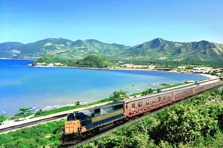 Hanoi–Hue: Vietnam Train Journey Experience Hanoi–Hue: Vietnam Train Journey Experience