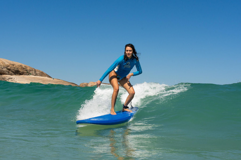 Rio de Janeiro: Surf school with all materials included Surf lessons: Ipanema and Copacabana rivers