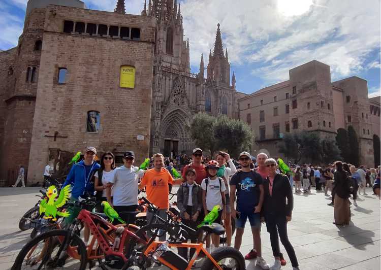 Обиколка на Барселона с френски екскурзовод 20-топ обекта, велосипед/електромобил
