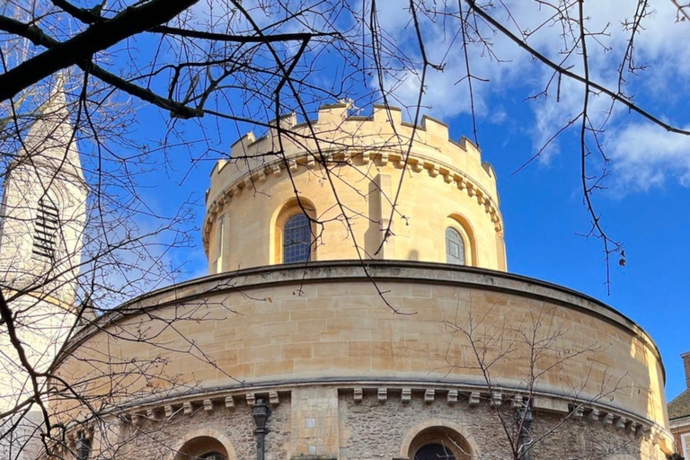 Tour a piedi della città di Londra, mistica e dei draghiTour a piedi della città di Londra con i draghi e i misticismi