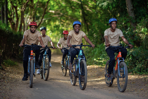 Tour guidato in bicicletta nella località di Landevor ad ArushaTour guidato in bici nella località di Landevor ad Arusha
