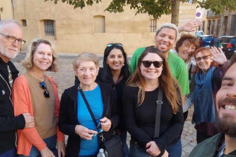 Une visite à pied d'Aix-traordinaire de la ville d'Aix-en-ProvenceL'expérience de la marche aixoise trodinaire