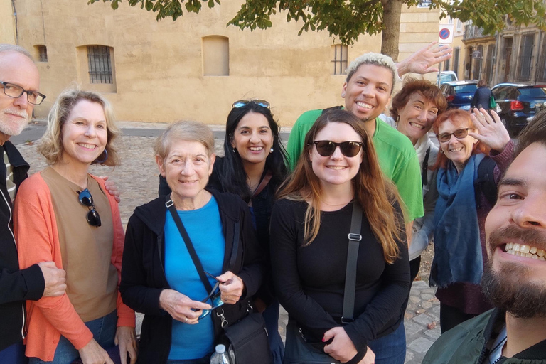 Une visite à pied d'Aix-traordinaire de la ville d'Aix-en-ProvenceL'expérience de la marche aixoise trodinaire