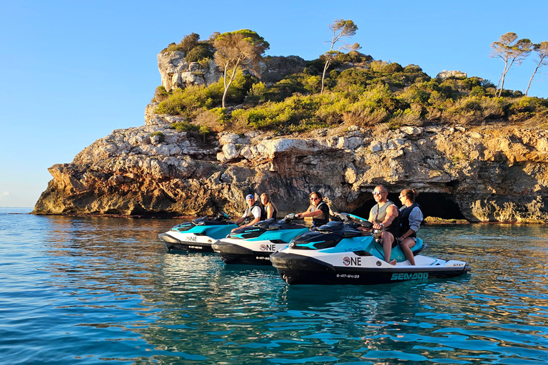 MALLORCA: JETSKITOUR CALA D&#039;OR, SONNENAUFGANG ODER SONNENUNTERGANGMALLORCA: JETSKITOUR BEI SONNENUNTERGANG, CALA D&#039;OR.