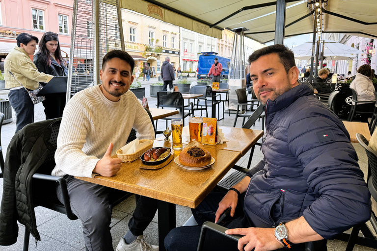 Warsaw: Hidden Gems Food and Culture Tour for Small Groups