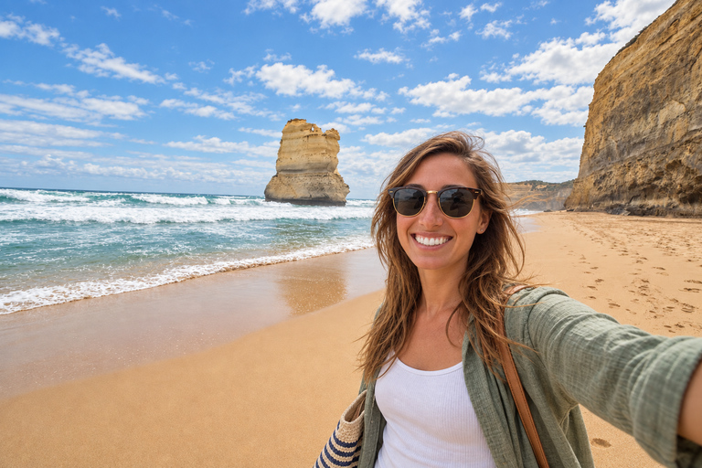 Melbourne: Great Ocean Road Tour, 12 Apostles & Apollo Bay Melbourne CBD Meeting Point (Max 50 guests)