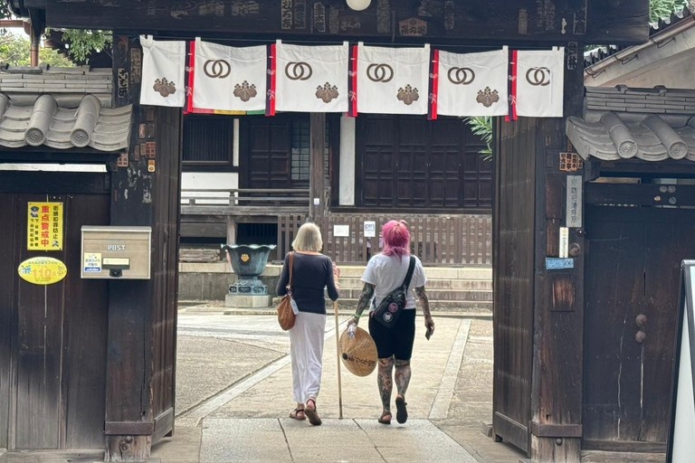 Visite de Yanaka et Sendagi : Découvrez le charme de la vieille ville de Tokyo