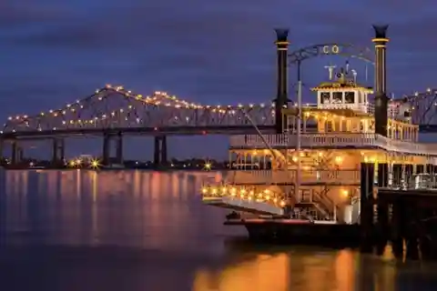 New Orleans: Evening Jazz Boat Cruise with Optional Dinner