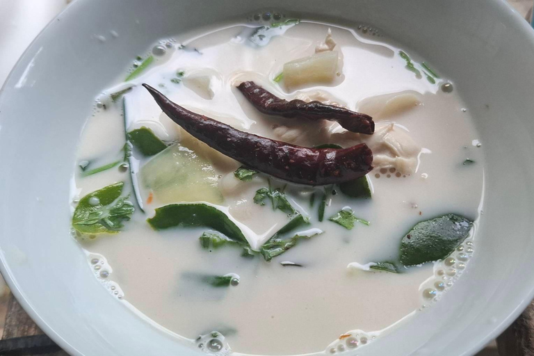 Ayutthaya: Thai Cooking Class with Market Tour & Pickup