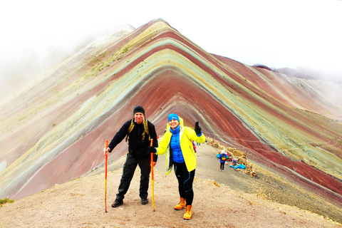 From Cusco: Day trip to the rainbow mountain and transfer to Puno From Cusco: Day trip to the mountain of colors and transfer to Puno