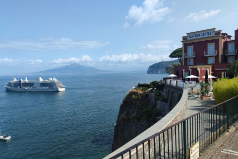 Sorrento: walking in the Grand Tour with stunning landscapes Sorrento: walking GRAND TOUR with stunning landscapes