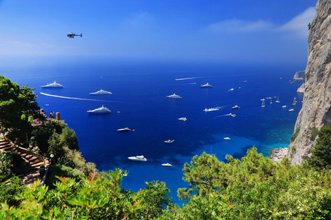 Desde Nápoles: excursión privada en barco CapriDesde Nápoles: Tour privado de Capri - Yate 46-50 pies