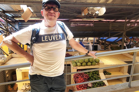 Entebbe: Guided Walking Tour with Markets and History