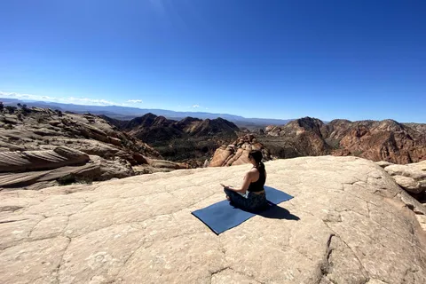 Zion National Park: Yoga & Hiking Tour