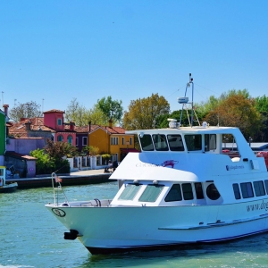 Venedig: Murano und Burano Bootstour mit Besuch der Glasfabrik