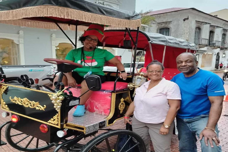 Panama City: Guided Carriage Tour in the Old Town