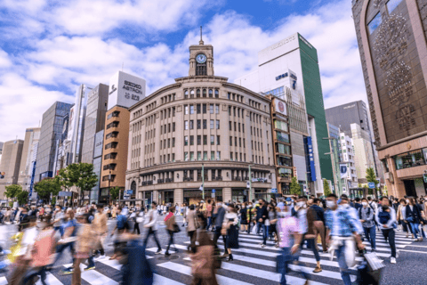 Tokyo: Ginza Walking Tour with Local Guide