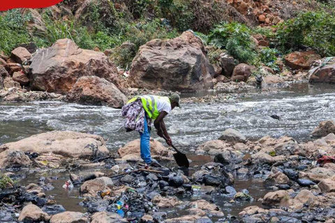 Nairobi: River Kayaking and Clean-Up Experience