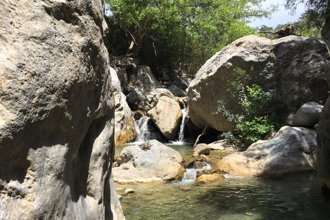 Sarakina Gorge - Aventura de caminhada e natação no sul de Creta