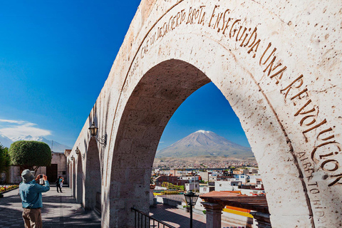 Arequipa: Santa Catalina Tour, Camelid View, and Chilina Valley Arequipa: Santa Catalina Tour, Camelid Viewing, and Chilina Valley