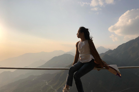 Przejazd z kierowcą do wodospadu Silver i Love oraz samotnego drzewaPrzejazd z kierowcą do wodospadu Silver and Love oraz samotnego drzewa