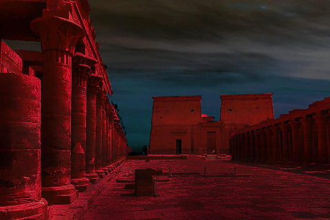 Spectacle son et lumière du temple de Philae à Assouan