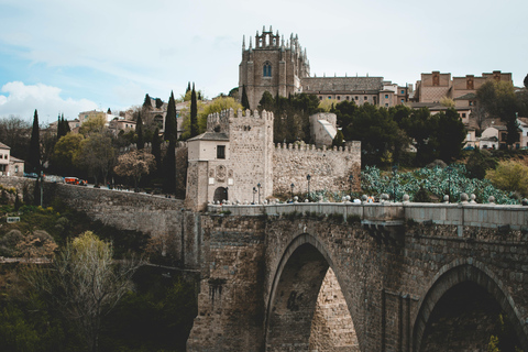 From Madrid: Toledo Private Day Trip with Hotel Pickup Group Toledo Private Day Trip with Hotel Pickup