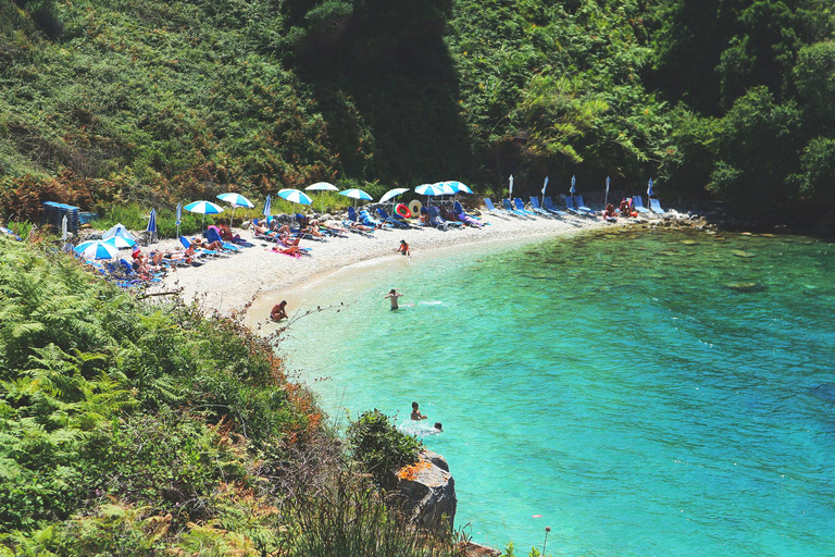 Corfu: Viagem de ônibus e natação no Canal d&#039;Amour, Kassiopi e Barbati