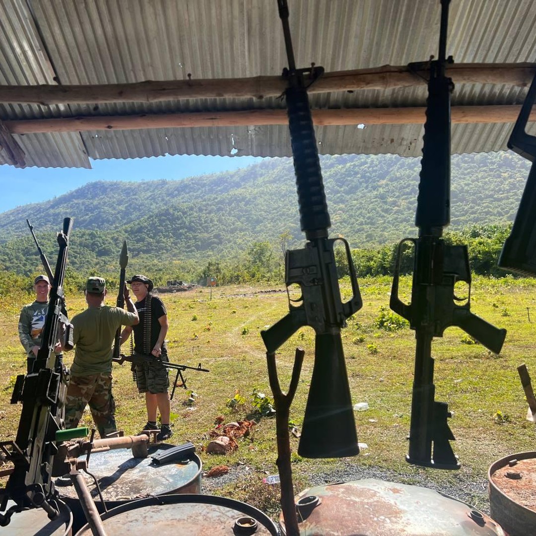 Colagem de mídia