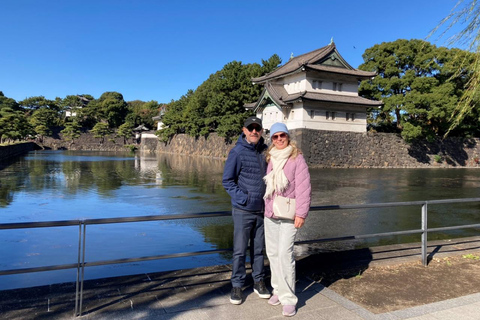 Tokyo: East Garden of the Imperial Palace Walking Tour