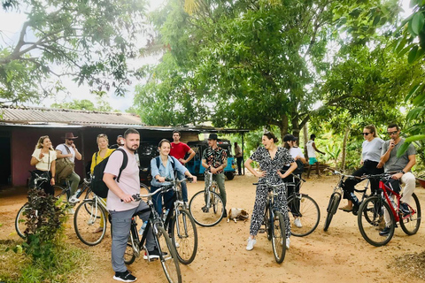 Anuradhapura: Heritage Mountain bike Tour