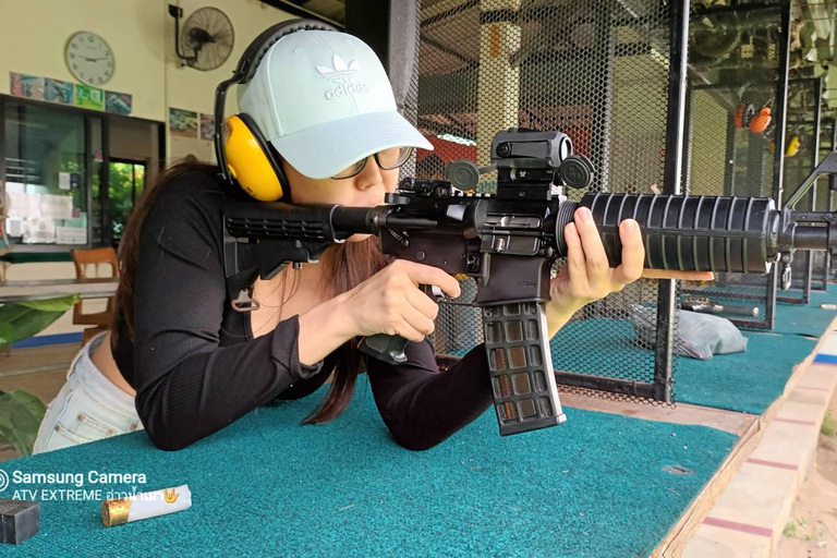 Krabi jachtgeweer pompactie 10 schoten