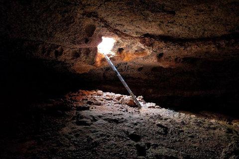 Riyad : Excursion en 4x4 jusqu'au bout du monde au coucher du soleilExcursion privée en 4x4 au bout du monde (jusqu'à 6 personnes)