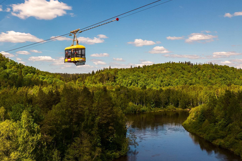 De Riga: viagem de 1 dia particular para os castelos de Cesis, Sigulda e Turaida