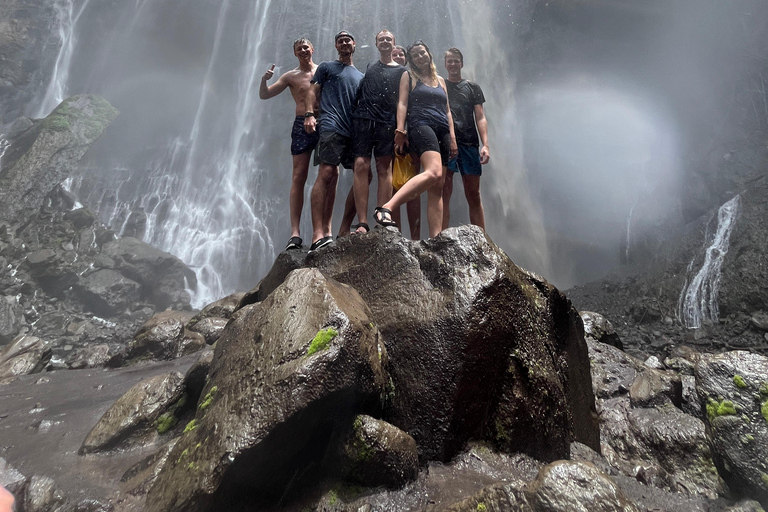 Malang: Tumpaksewu, Mount Bromo, Mount Ijen, Bali 3-Day Tour Private Homestay & Hotel