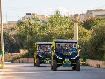 Gozo: All inclusive 4x4 safari med chaufför och JEEP dagssafari