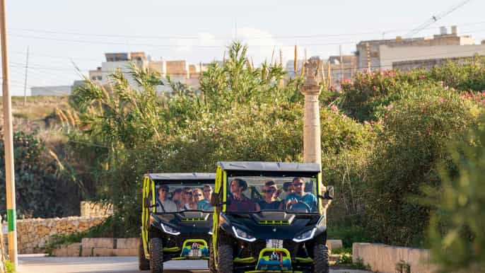 Desde Malta: Tour en jeep por Gozo con todo incluido + Comino