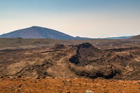Group hike on the Plaine des Sables, Piton de la Fournaise - Housity