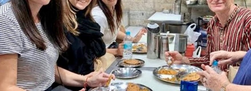 Visite culinaire dans le Vieux Delhi : 8 dégustations et haltes chez des artisans locaux de confiance