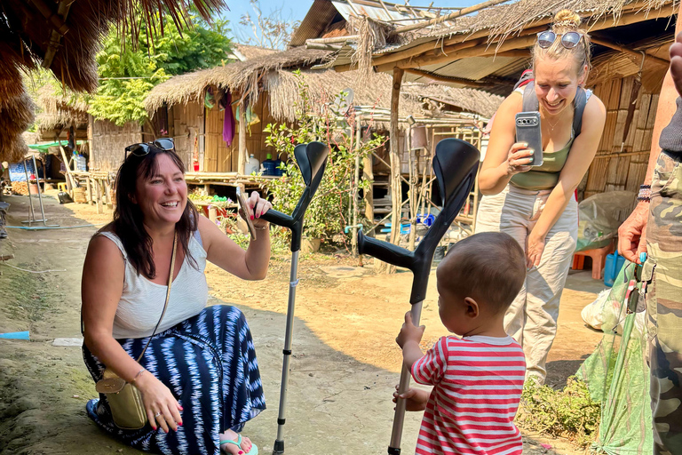 Chiang Rai: Popular Sightseeing Tour 7 places , Buffet Lunch Chiang Rai: Popular Sightseeing Tour 7 places ,Buffet Lunch