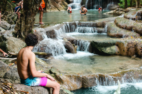 Bangkok: Tour privato e personalizzato di KanchanaburiTour privato con guida turistica di lingua tedesca